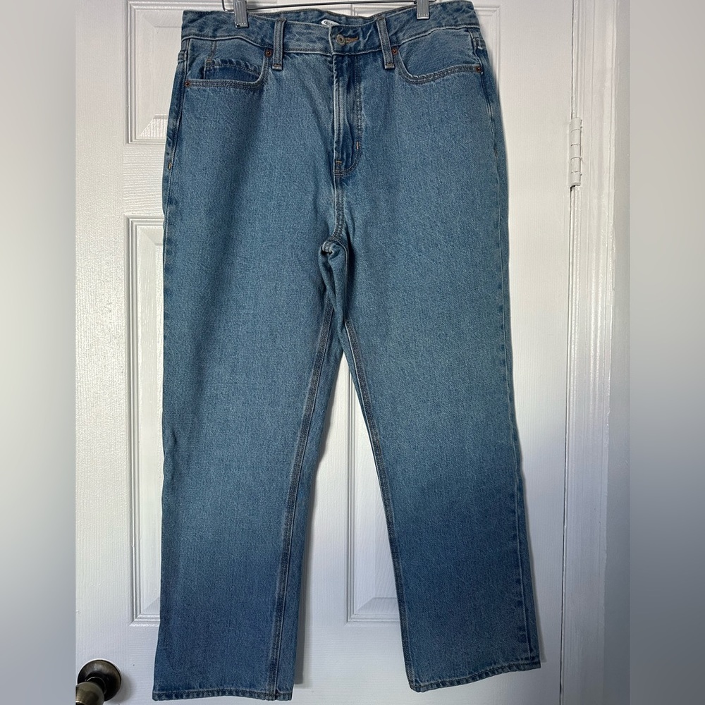Old Navy Straight Leg Curve Jeans- Medium Wash Size 8
